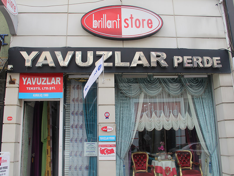 YAVUZLAR PERDE & BRİLLANT STORE / İSTANBUL