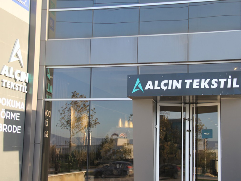 Yenilikçi kimlik ve fiyat istikrar çizgisini bozmadan yol alan Alçın